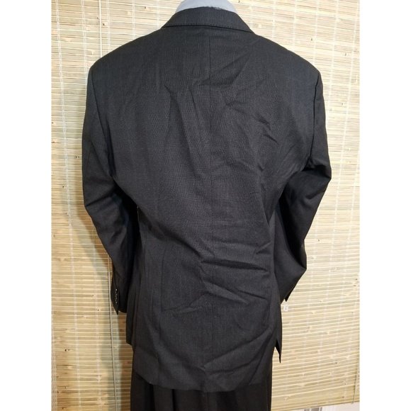 HUGO BOSS 42S MENS SPORT COAT WINDOWPANE SUPER 110 CHARCOAL GRAY TWO-BUTTON S329 - Picture 3 of 9